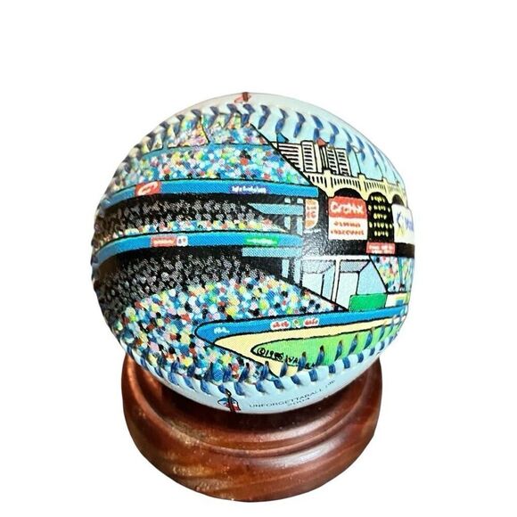 Yankee Stadium Painted Unforgettable 2004 : RARE - Picture 6 of 9